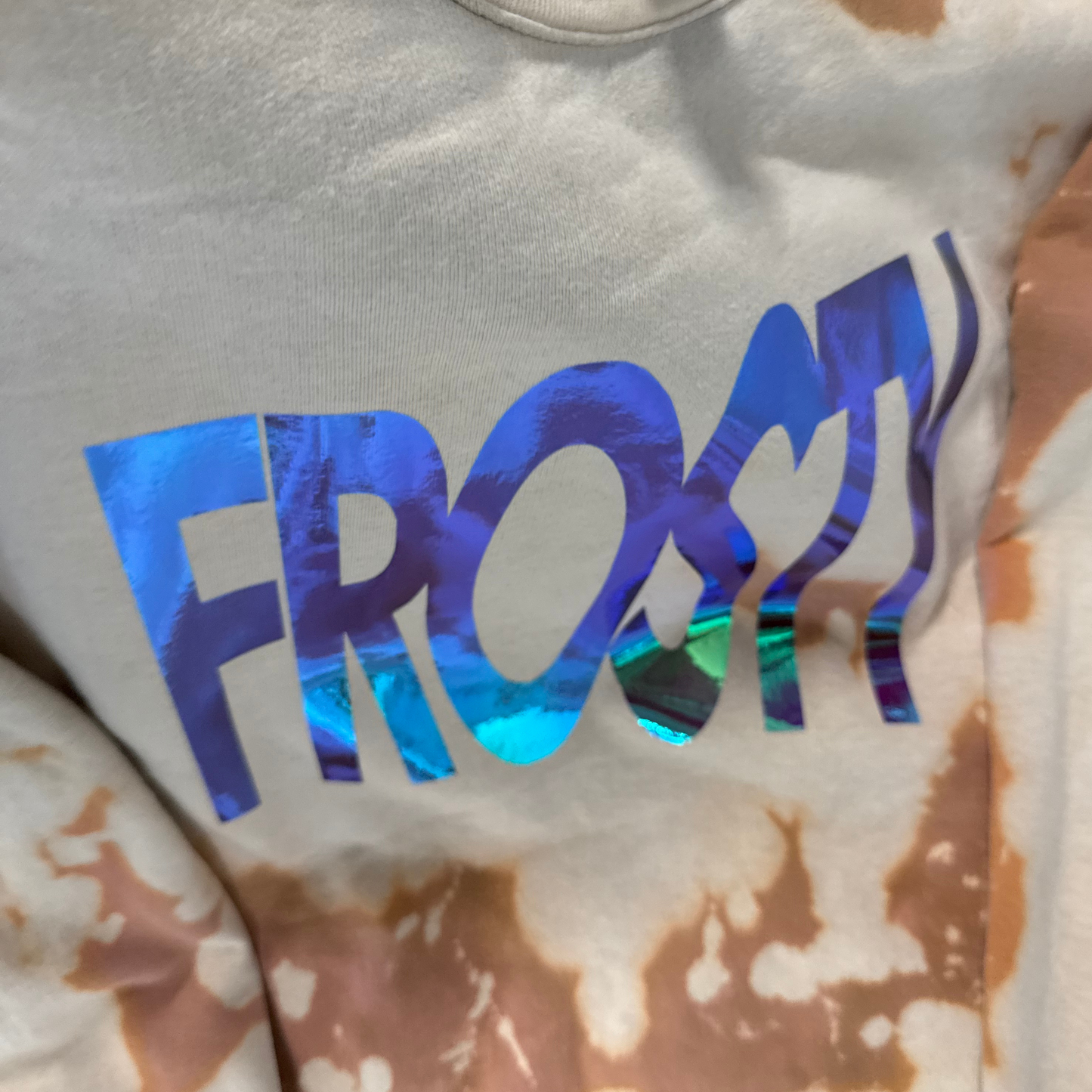 FROSTY Crewneck