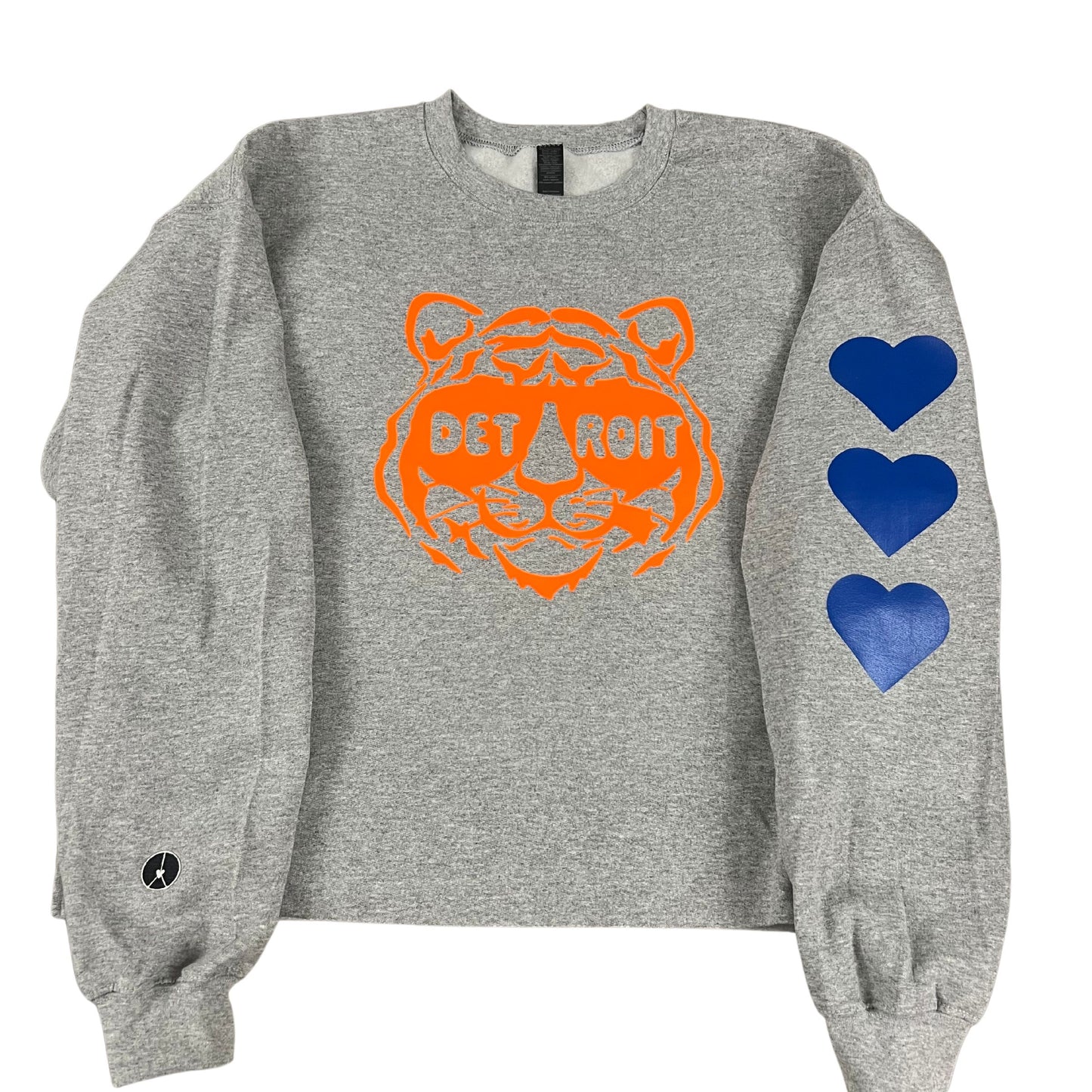 Tigers crewneck with hearts crop