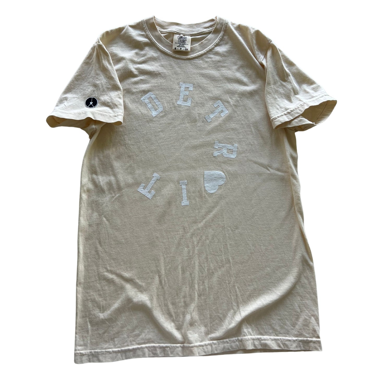 Ivory Tee With Detroit Heart Circle